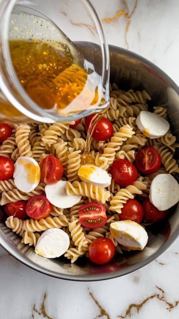 Caprese-Style Vegan Pasta Salad