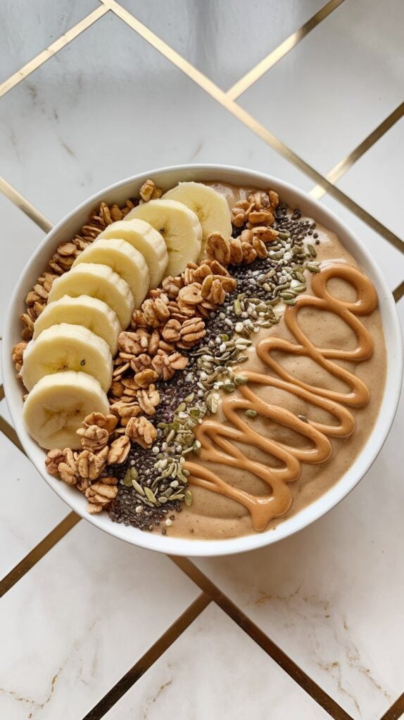Peanut Butter Banana Smoothie Bowl