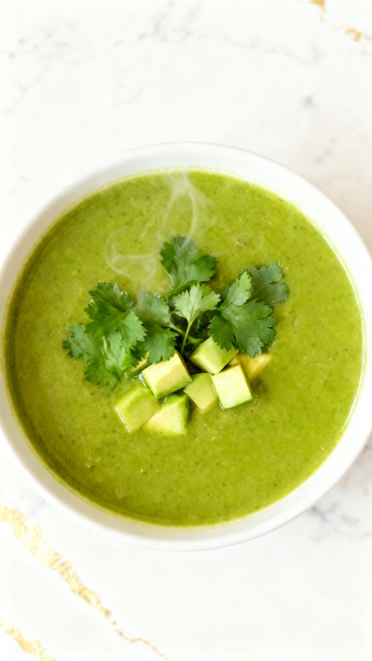 Vegan Avocado, Spinach & Lime Soup