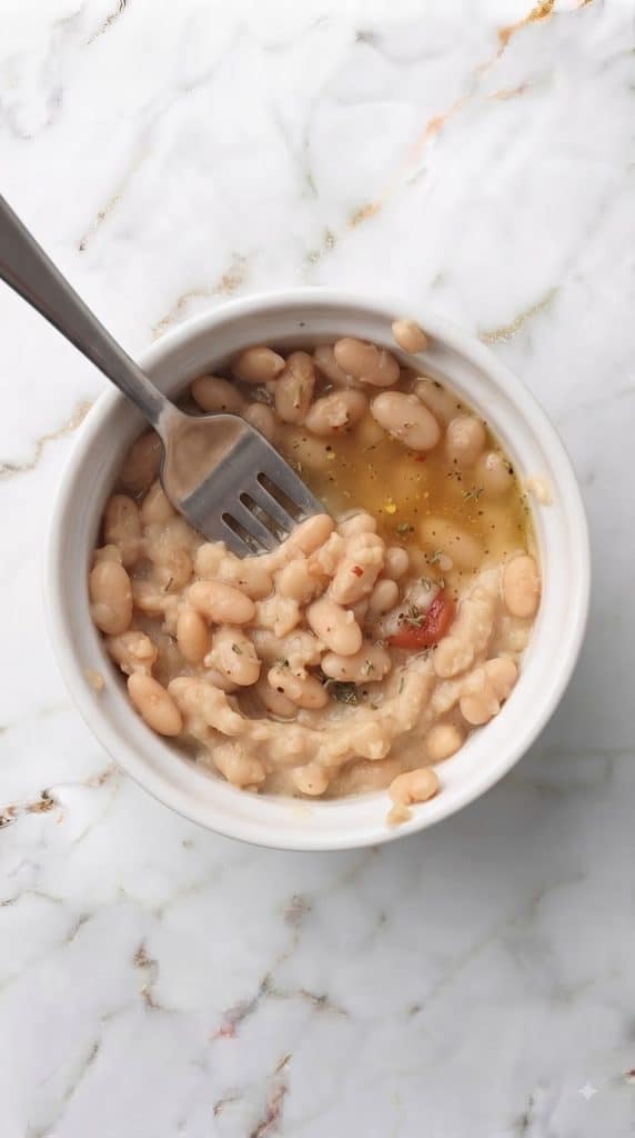 Slow Cooker Tuscan White Bean Soup With Ditalini